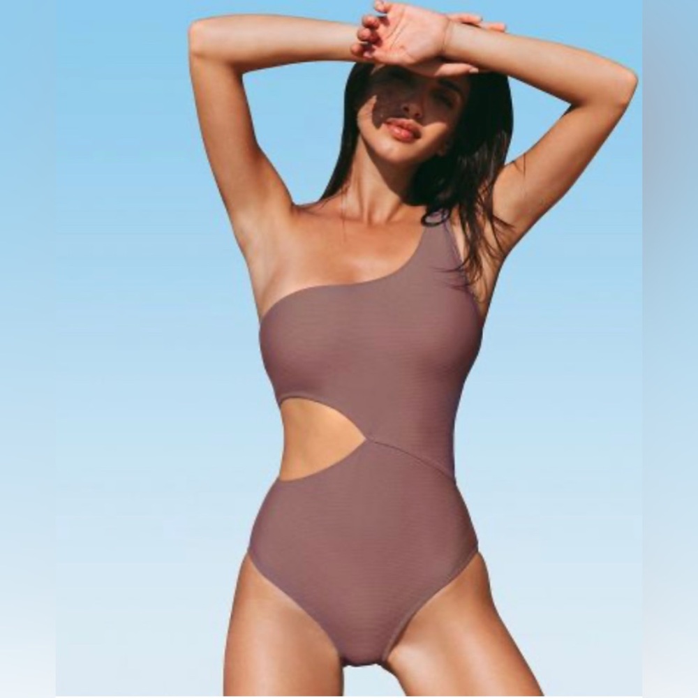 Cupshe Women's One Shoulder Cutout One Piece Swimsuit